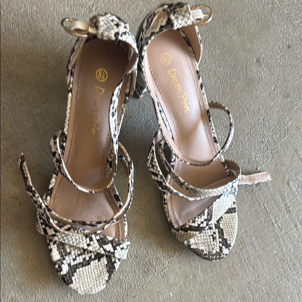 Dream Pairs Black and Cream Snakeskin Heels